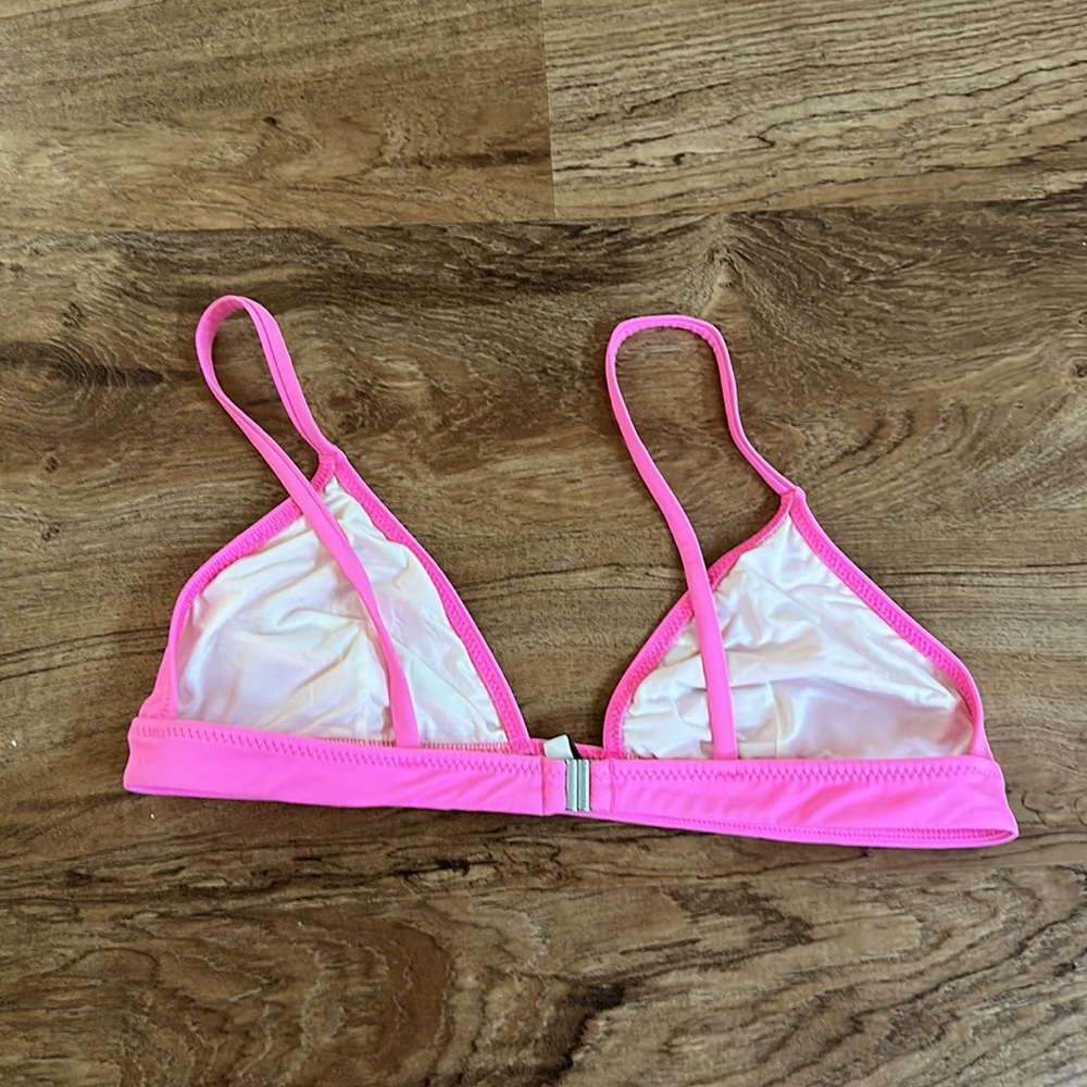 Solid & Striped Triangle Top - image 4